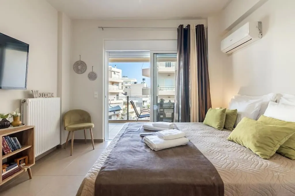 Apartment Araucaria Studio Near Downtown Iraklio